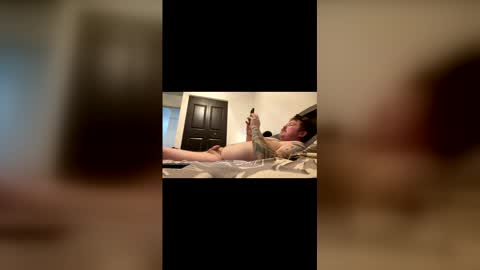 Snapshot of cbuds33 chatting on December 2025 04:34:02 PM cbuds33 online show from December 2025 04:34:02 PM