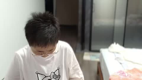 ANNYANNY online show from September 2025 04:18:01 PM