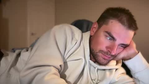 Rivs online show from October 2025 04:07:02 PM