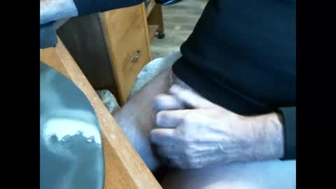 Snapshot of cczt154 chatting on March 2025 10:21:01 PM CCzt154 online show from March 2025 10:21:01 PM