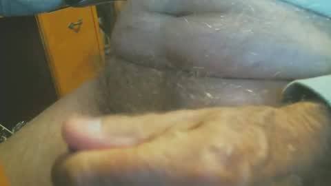 Snapshot of cczt154 chatting on October 2025 04:13:01 PM CCzt154 online show from October 2025 04:13:01 PM