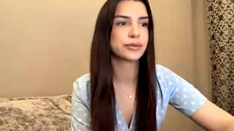 Darina online show from May 2026 04:37:02 PM