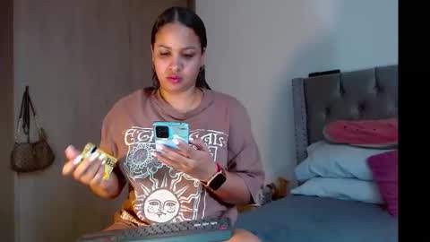 celeneortiiz online show from April 2026 08:00:02 PM