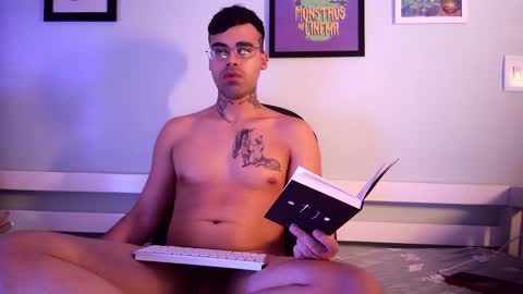 Snapshot of celesluddenn chatting on November 2025 08:33:02 PM Celes online show from November 2025 08:33:02 PM