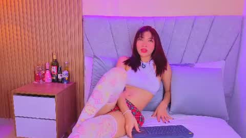 Snapshot of celeste_collinss_ chatting on June 2026 04:00:01 AM celeste online show from June 2026 04:00:01 AM