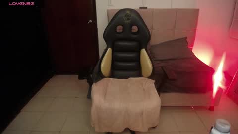 Snapshot of celeste_fioree chatting on May 2026 04:15:01 PM celeste_fioree online show from May 2026 04:15:01 PM