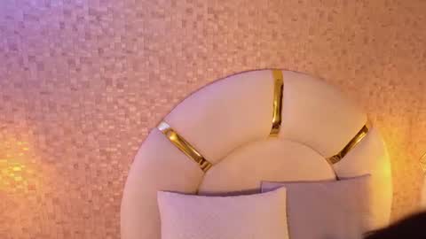 celestte_sm online show from June 2026 07:16:01 PM
