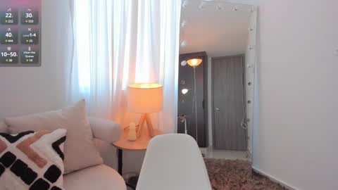 Ari online show from February 2025 08:26:02 PM