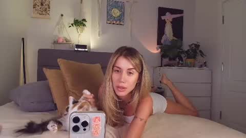 Snapshot of celin_summer chatting on July 2026 06:06:02 PM Celin online show from July 2026 06:06:02 PM