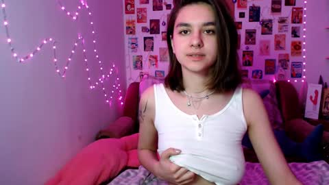 Snapshot of celine_dionn chatting on January 2025 10:43:01 AM Celine online show from January 2025 10:43:01 AM