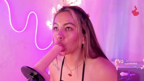 Hello guys my name is Sofi and Lizzie and  Vanessa online show from October 2025 02:29:01 AM