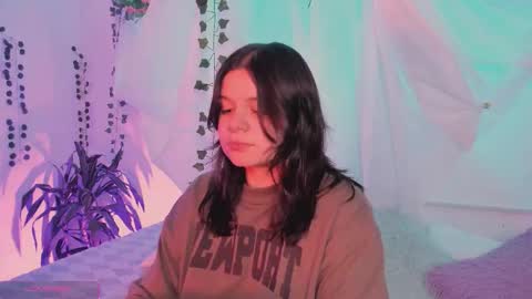 Hello guys my name is Sofi and Lizzie and  Vanessa online show from December 2025 04:10:02 AM