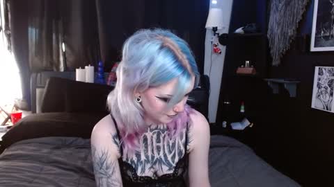 Snapshot of cerianex chatting on January 2025 11:21:01 PM Averi online show from January 2025 11:21:01 PM