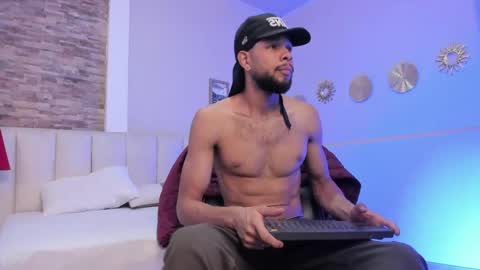 Snapshot of cero_khalifa chatting on May 2026 03:49:02 PM cero khalifa online show from May 2026 03:49:02 PM