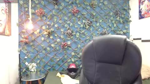 Ceroke online show from December 2025 10:35:01 AM