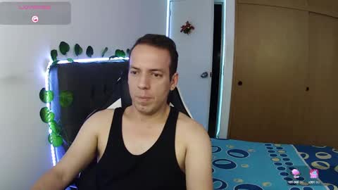 Snapshot of cerso1 chatting on December 2024 05:06:02 PM Cerso online show from December 2024 05:06:02 PM