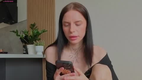 Livia online show from May 2026 08:10:02 AM