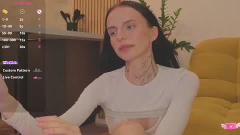Livia online show from July 2026 11:20:02 PM