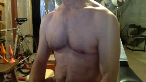 Snapshot of cfnmworkout1 chatting on February 2025 07:19:02 PM cfnmworkout1 online show from February 2025 07:19:02 PM