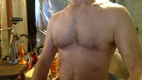 Snapshot of cfnmworkout1 chatting on March 2025 06:34:02 PM cfnmworkout1 online show from March 2025 06:34:02 PM