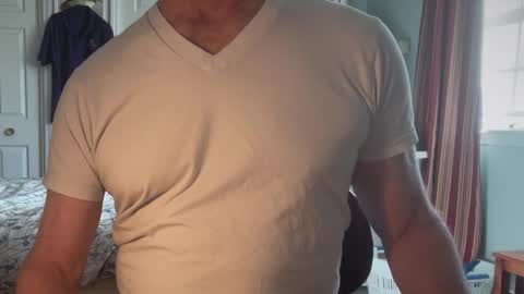 Snapshot of cfnmworkout1 chatting on April 2026 12:33:01 PM cfnmworkout1 online show from April 2026 12:33:01 PM