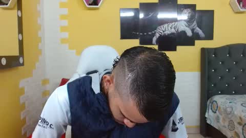 chacorta_ online show from April 2026 12:39:01 PM