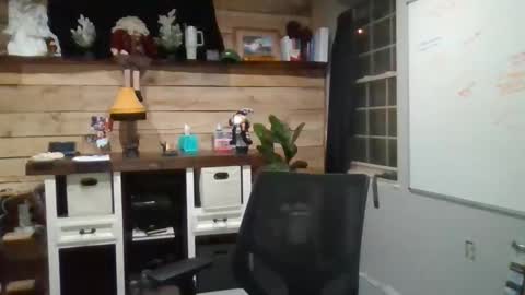 chadmichaell online show from November 2025 03:23:01 AM