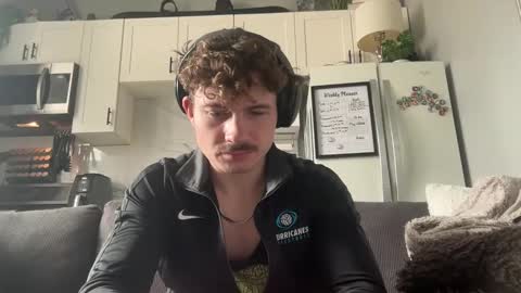 Snapshot of chadtitan chatting on April 2026 06:33:02 PM ChadTitan online show from April 2026 06:33:02 PM