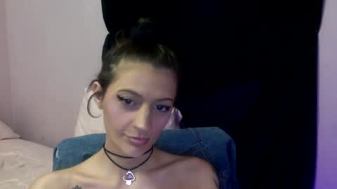 Snapshot of chaicutie chatting on June 2026 01:42:02 PM chaia online show from June 2026 01:42:02 PM