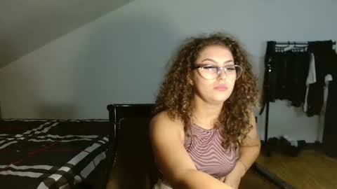 Stephanieblisss online show from December 2024 03:35:01 PM