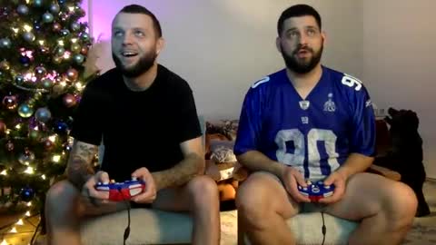 Snapshot of change340 chatting on December 2024 01:32:01 AM TATS AND TANNED online show from December 2024 01:32:01 AM