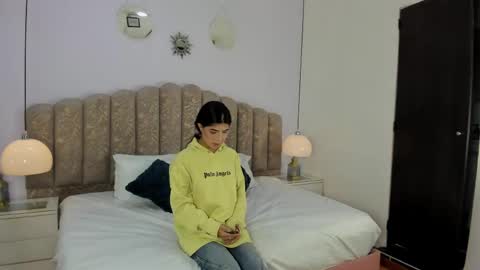 Snapshot of channel_sofia chatting on June 2026 03:07:01 AM Channel Sofia online show from June 2026 03:07:01 AM