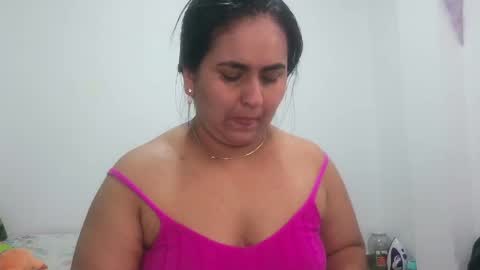 Snapshot of chantal1415 chatting on May 2026 02:31:01 AM chantal1415 online show from May 2026 02:31:01 AM