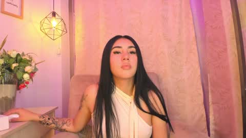 Snapshot of chantall_valkoba chatting on January 2025 03:37:01 AM Chantall online show from January 2025 03:37:01 AM