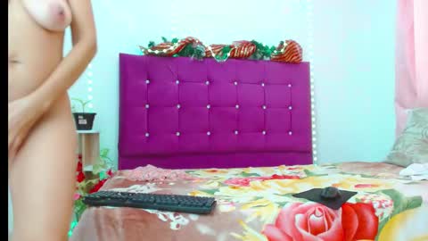 Snapshot of chantalsemenova2023 chatting on December 2024 09:12:02 PM chantal sweety and horny latina for u online show from December 2024 09:12:02 PM