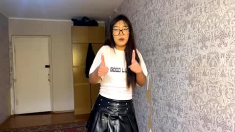 Ayano online show from October 2025 08:31:02 AM