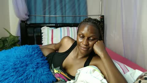 Snapshot of chantelsamz2 chatting on December 2024 03:13:02 PM Chantel online show from December 2024 03:13:02 PM