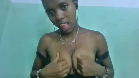 chanteuse655720 online show from May 2026 06:45:02 PM