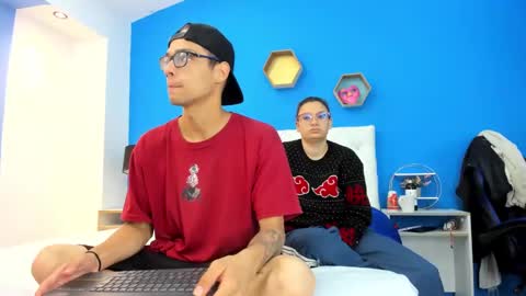 Snapshot of charles_x_elara chatting on December 2024 03:15:01 AM Charles y Elara online show from December 2024 03:15:01 AM