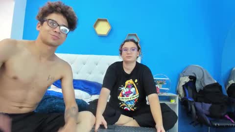 Snapshot of charles_x_elara chatting on January 2025 06:45:01 AM Charles y Elara online show from January 2025 06:45:01 AM