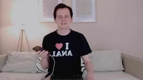 Charley online show from November 2025 07:15:01 PM