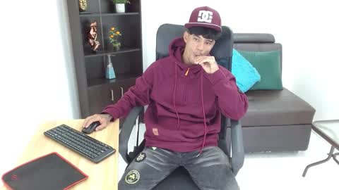 Charlie oconnor online show from December 2024 03:01:02 AM