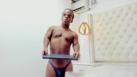 Snapshot of charlie_walkerr chatting on April 2026 12:32:01 PM charlie_walkerr online show from April 2026 12:32:01 PM