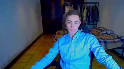 Snapshot of charlieseyer chatting on January 2025 08:31:02 PM carlos reyes online show from January 2025 08:31:02 PM