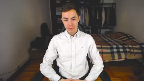 Snapshot of charlieseyer chatting on February 2025 08:05:01 AM carlos reyes online show from February 2025 08:05:01 AM