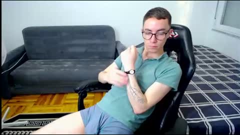 carlos reyes online show from July 2026 07:36:02 AM