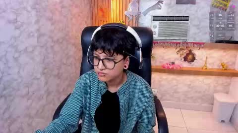 Charlie online show from October 2025 12:39:02 PM