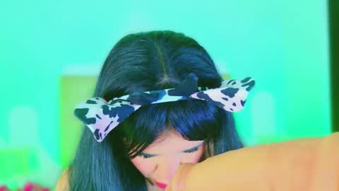 Charloott Evans online show from September 2025 02:45:01 AM