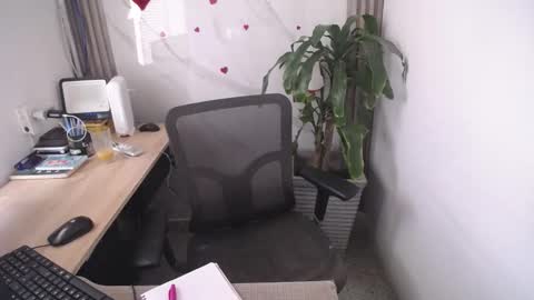 Charlote Walker online show from February 2025 09:41:02 PM