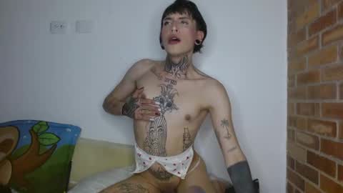 Ale punky online show from December 2025 11:22:02 PM